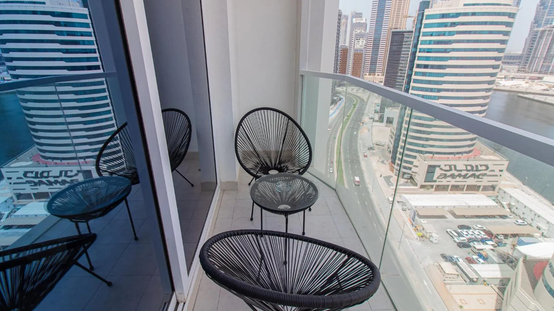 Cozy Studio Haven In Ag Tower - Business Bay Dubai Apartment