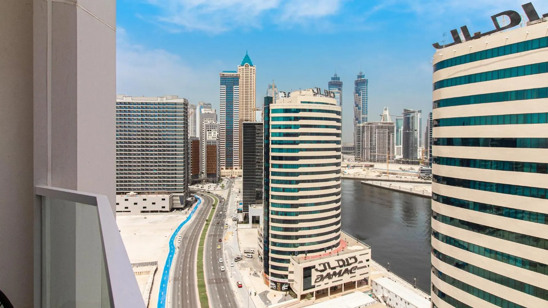 Apartment Cozy Studio Haven In Ag Tower - Business Bay Dubai