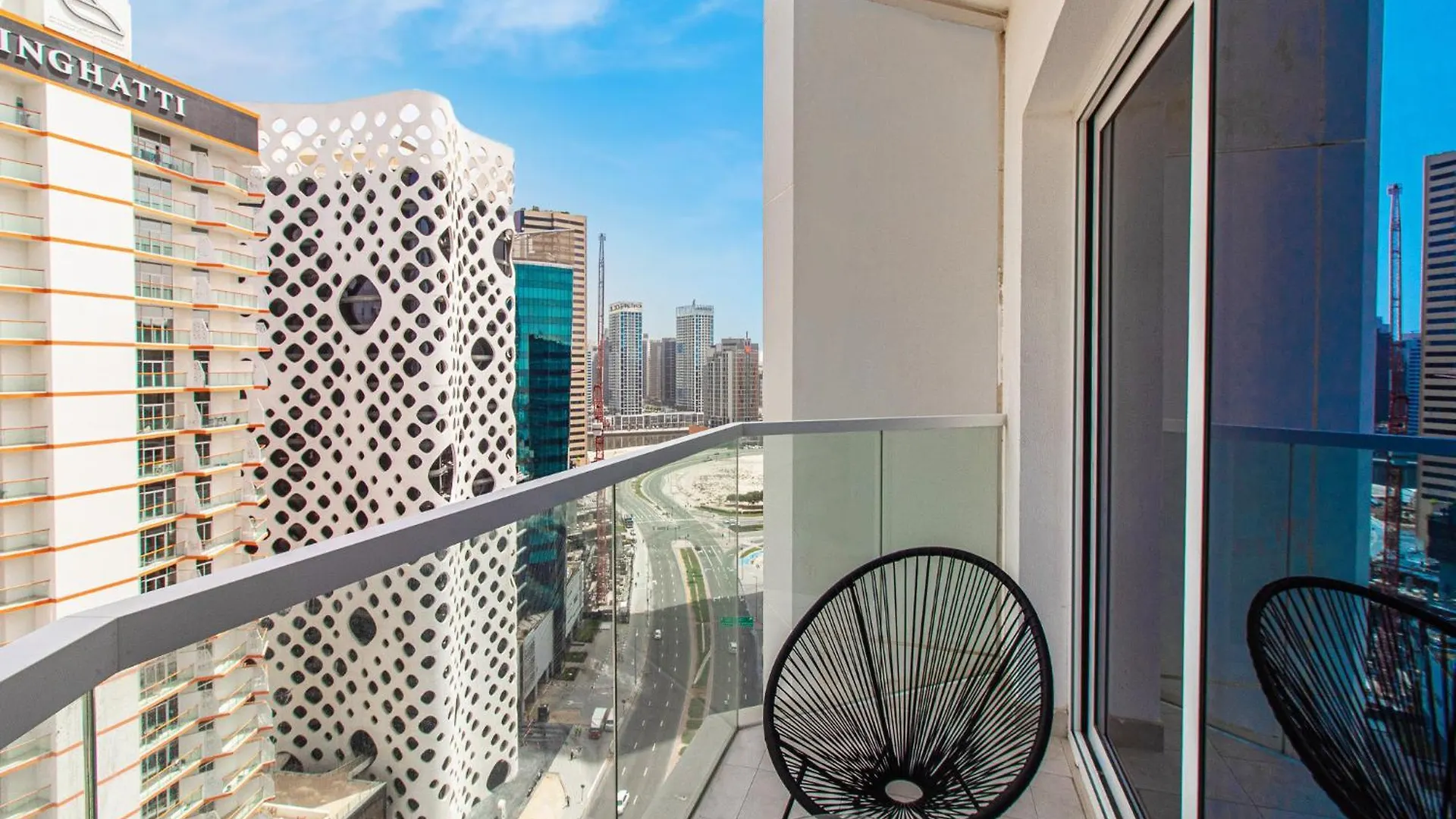 Cozy Studio Haven In Ag Tower - Business Bay Dubaï Appartement